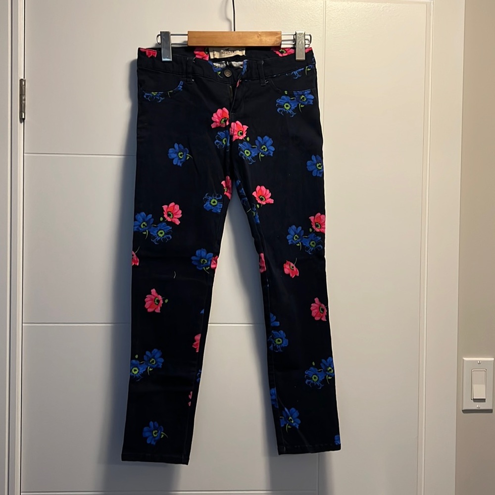 Hollister Jean